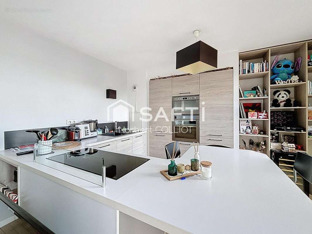 Photo 5 - Appartement à SAINT-CYR-L'ECOLE
