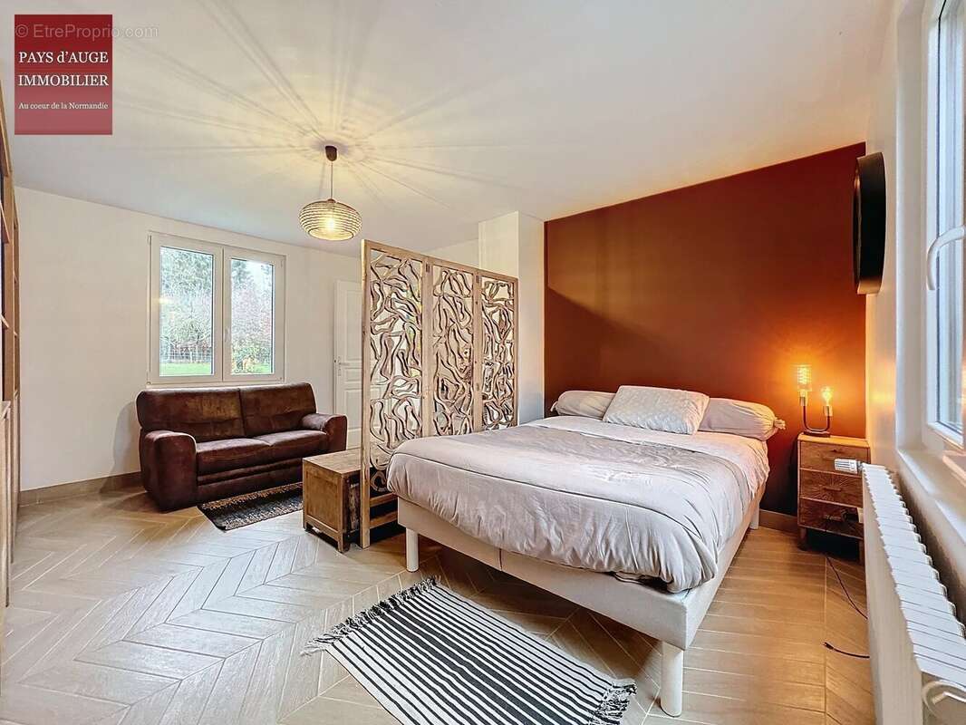 Maison à NEUVILLE-SUR-TOUQUES