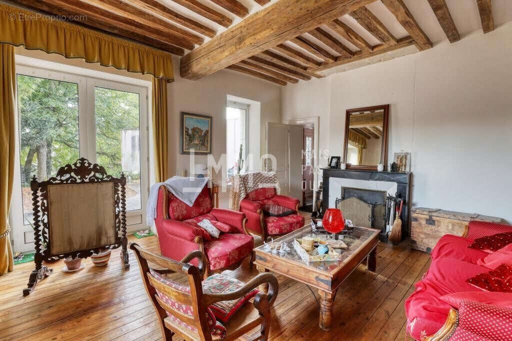 Maison à COURDEMANCHE