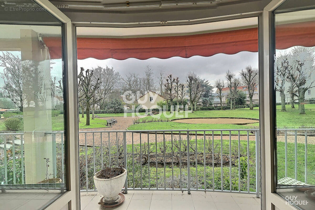 Appartement à MAISONS-ALFORT