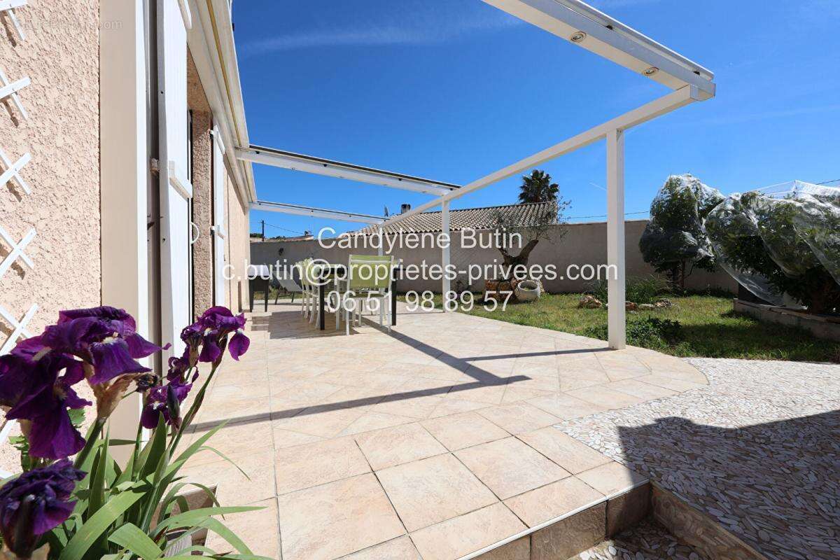 Villa T5 avec piscine et espace détente ,120 m² habitables - photo 6