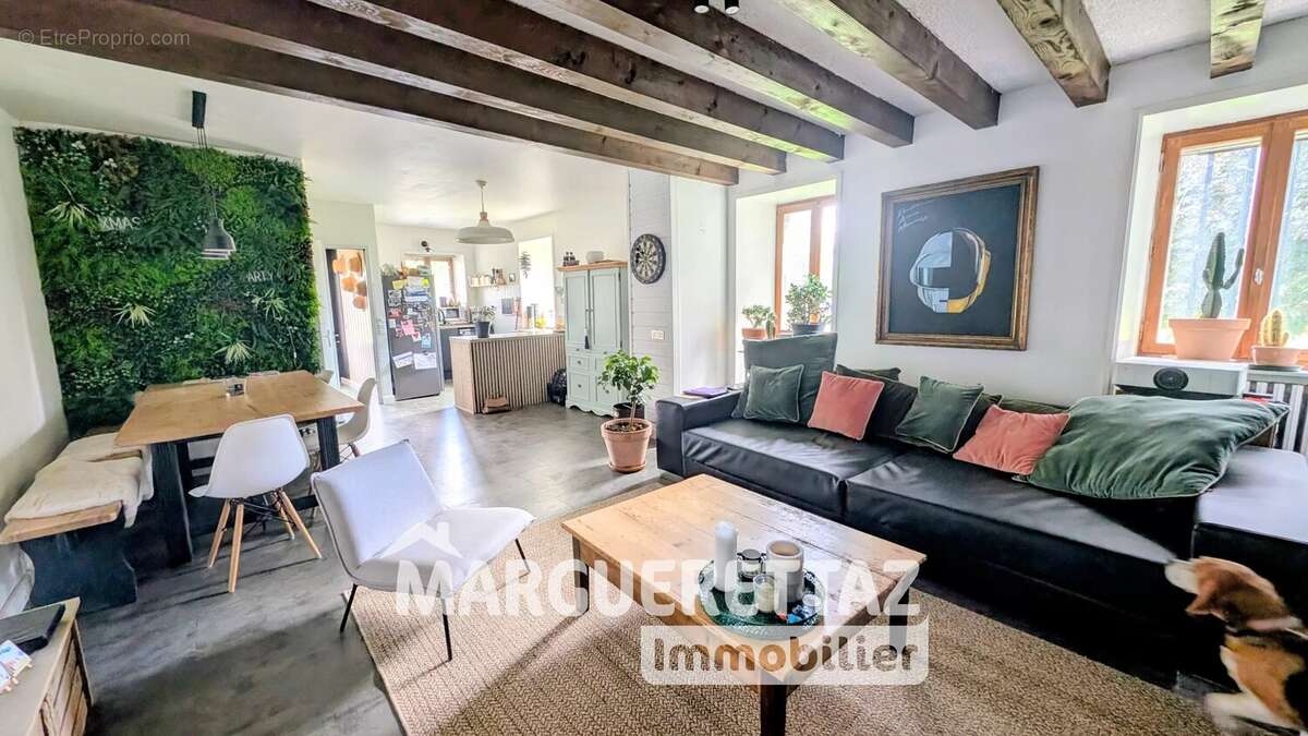 Maison à BONNE