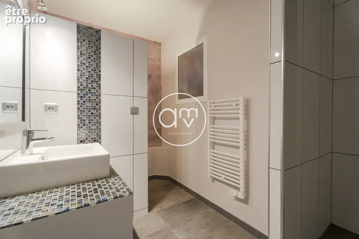 Toulon ouest - appartement maison 196m2 - au calme - garage - vue degagee - photo 15