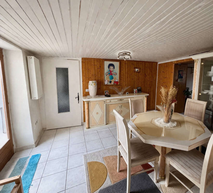 Maison à BONNE