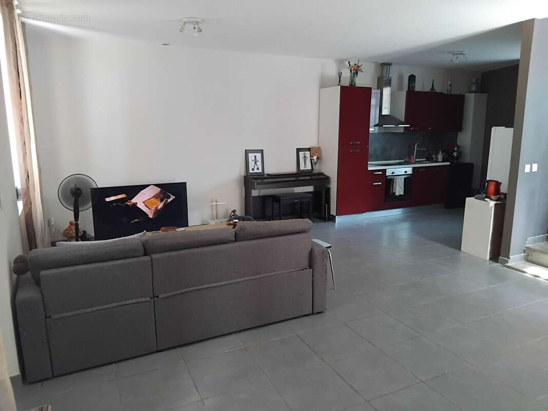 Maison à LEZIGNAN-CORBIERES