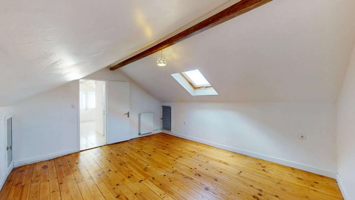 Appartement à CHELLES