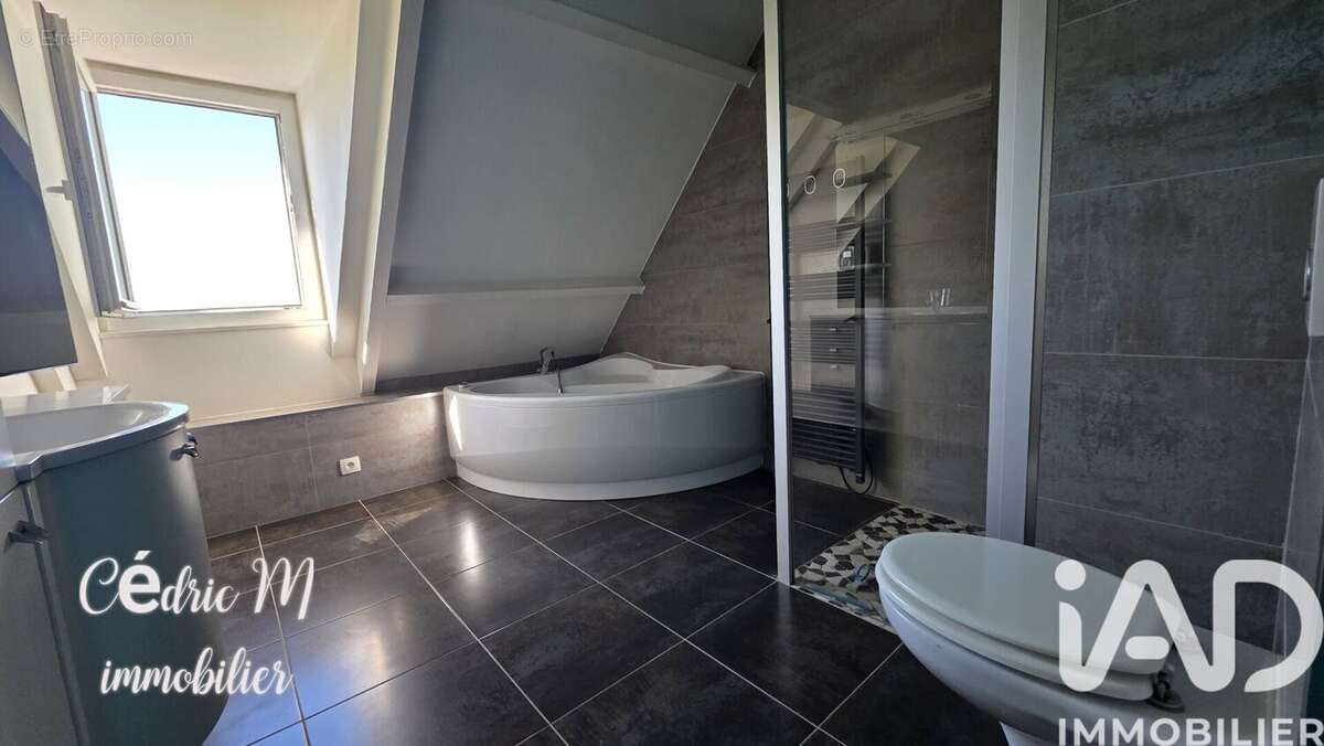 Maison 100 m² à Val-De-Reuil  - photo 7
