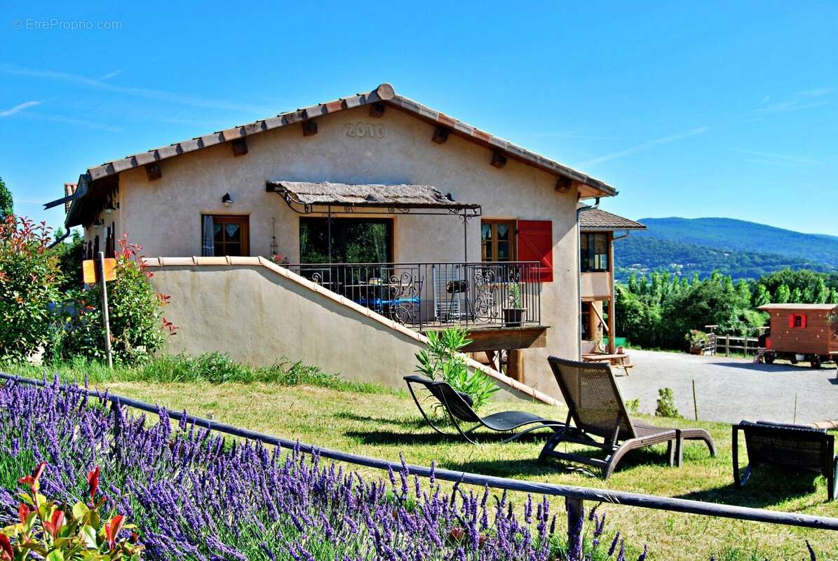Maison à SAVASSE