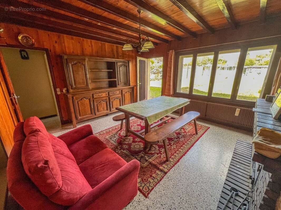 Maison à COIGNIERES