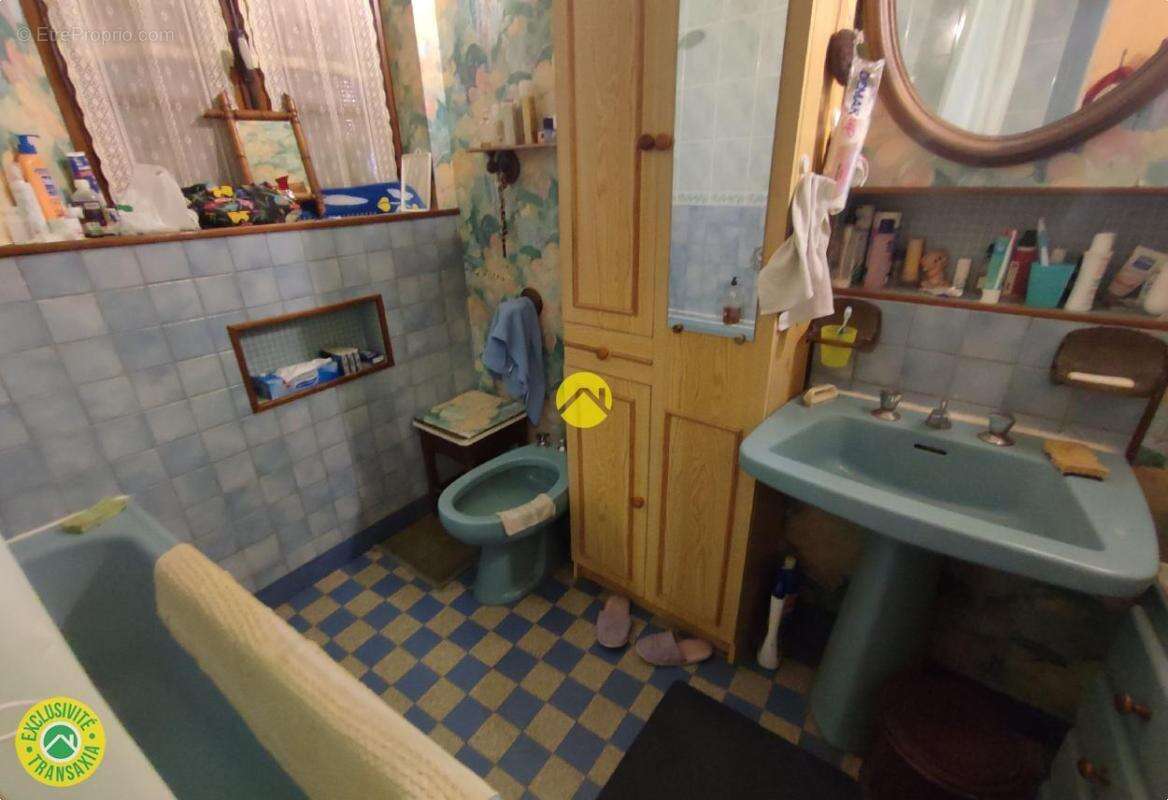 Maison de village et dependance - photo 19