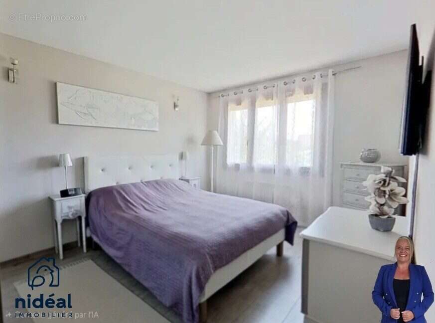 Chambre 2 - Maison à VILLERS-SUR-LE-ROULE