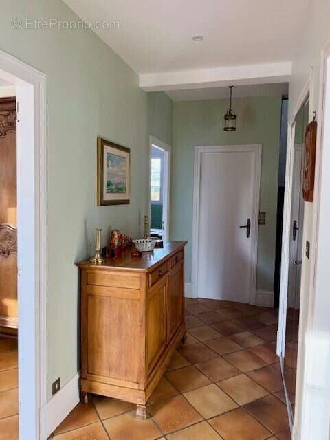 Maison à SAINTE-HELENE-BONDEVILLE