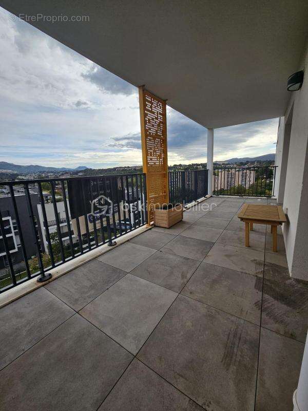 Appartement à MARSEILLE-13E