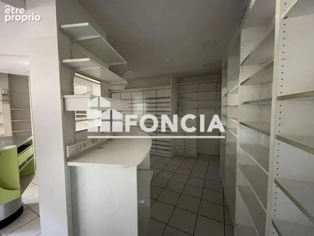Vente - Local commercial - 150 m² - 130 000 € - GRENOBLE - photo 4