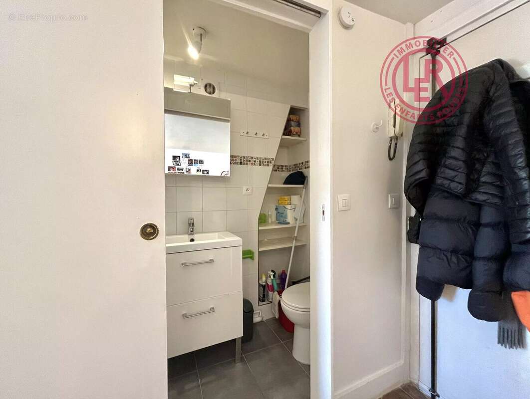 Appartement à PARIS-10E
