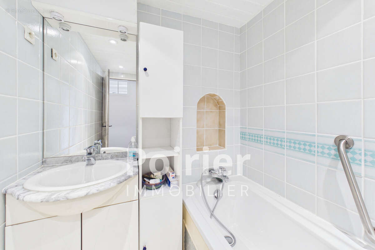 Appartement à EVIAN-LES-BAINS