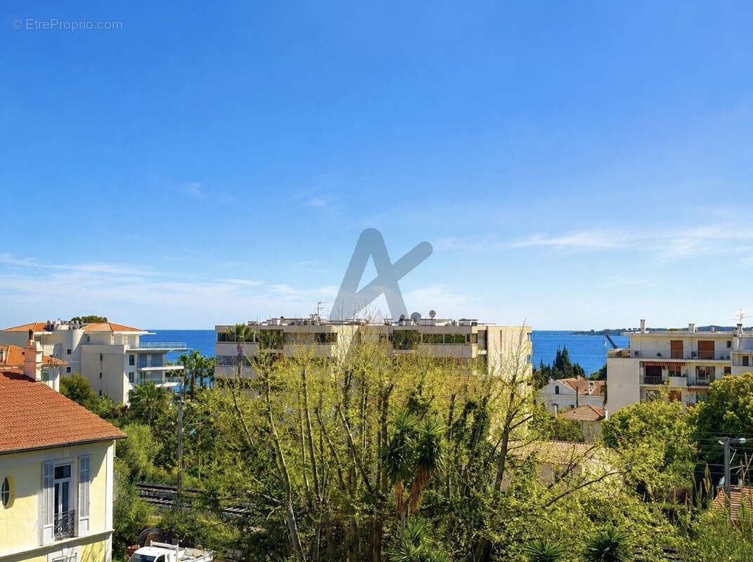 CANNES, Alexandre III   Appartement 2 pièces aperçu mer - photo 9