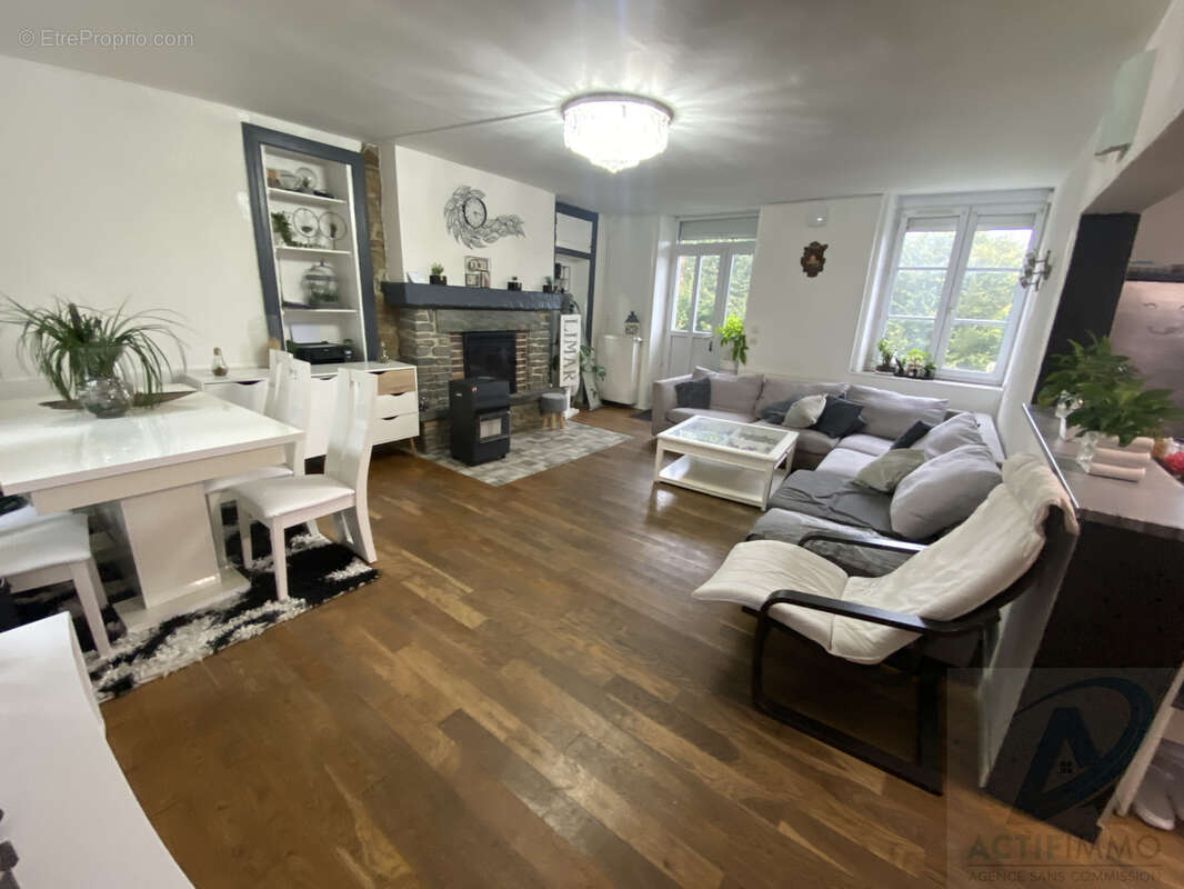 Appartement à SAINTE-HONORINE-LA-CHARDONNE
