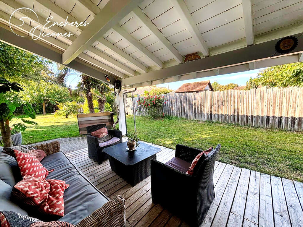 Maison à MOLIETS-ET-MAA