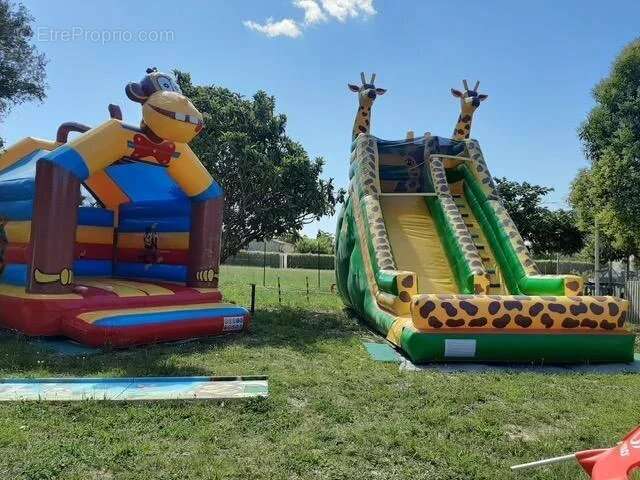 Commerce à SAINT-MARTIN-D&#039;ARDECHE