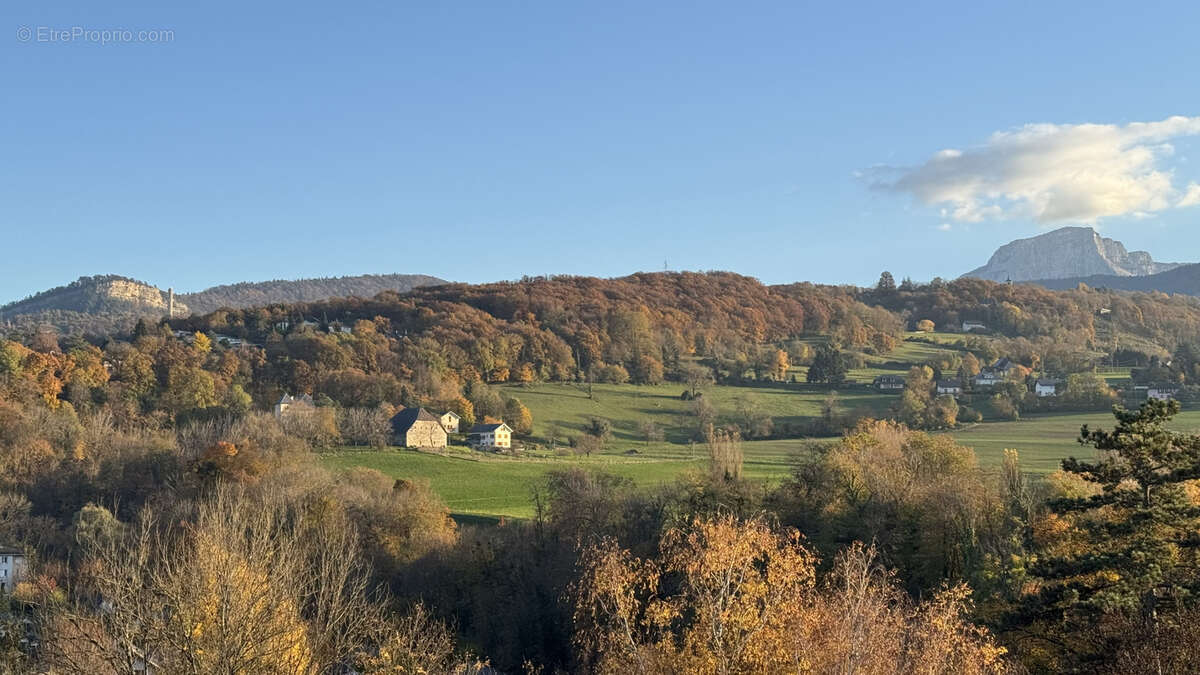 Appartement à JACOB-BELLECOMBETTE