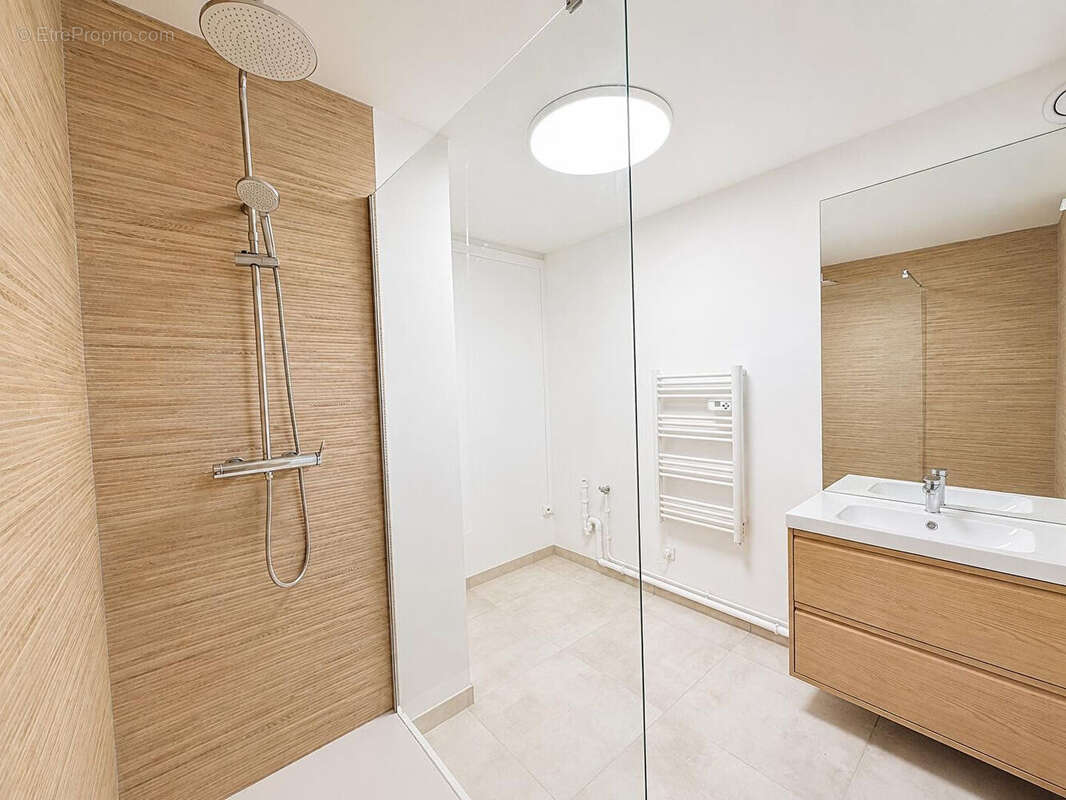 A vendre - en exclusivite - appartement 3 chambres secteur boulingrin - photo 4
