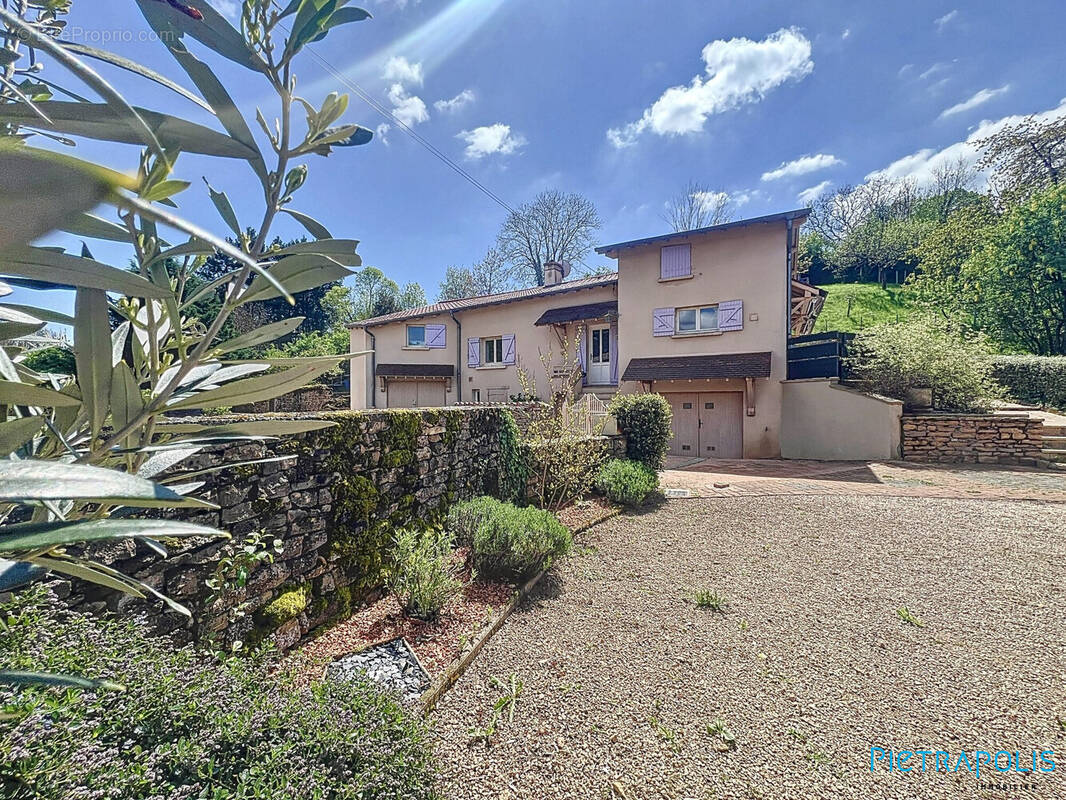 Maison à PIERRECLOS