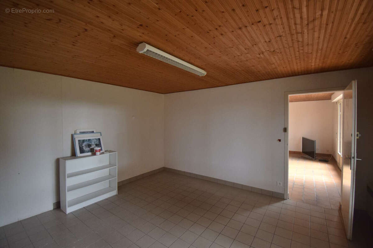 Maison d'habitation - photo 5