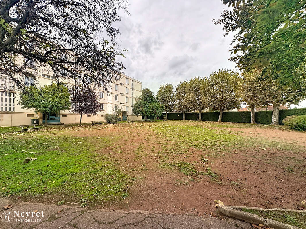 Appartement à BRON