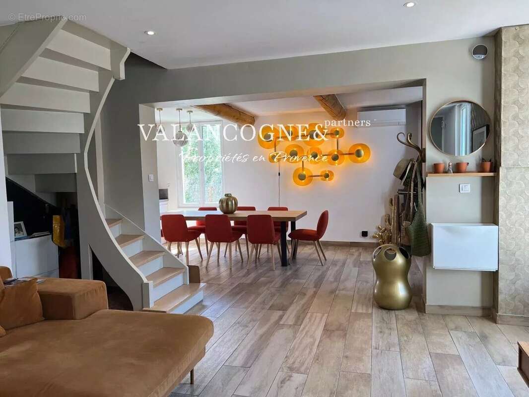 Maison de village avec piscine - photo 12