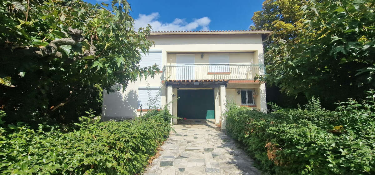 Maison à SAINT-GEORGES-D'ORQUES