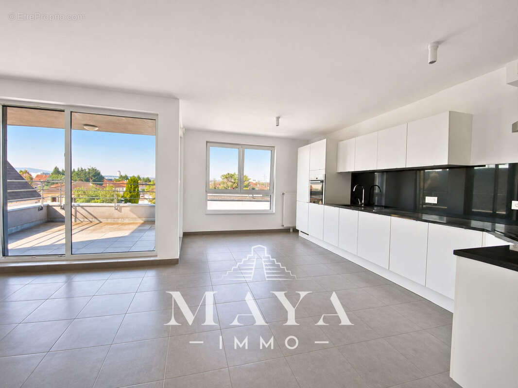 Saint-Louis, Appartement F3 avec terrasse et garage double - photo 2