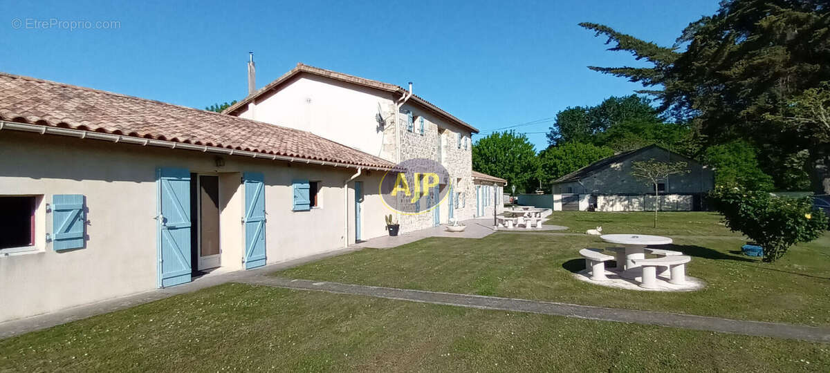 Maison à SAINT-VIVIEN-DE-MEDOC