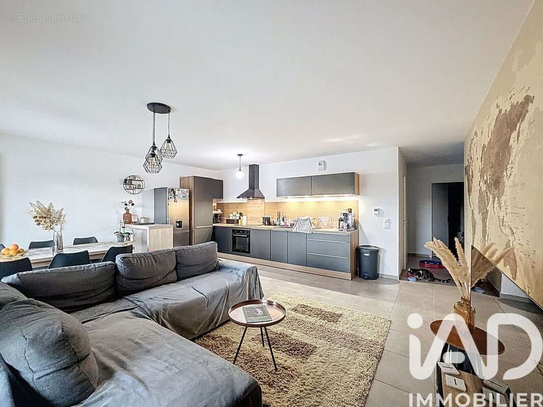 Photo 2 - Appartement à SAINT-PIERRE-EN-FAUCIGNY