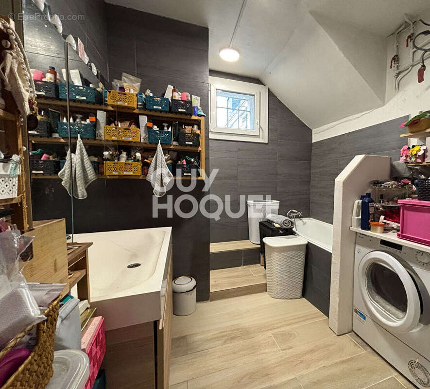 Appartement à CORBEIL-ESSONNES