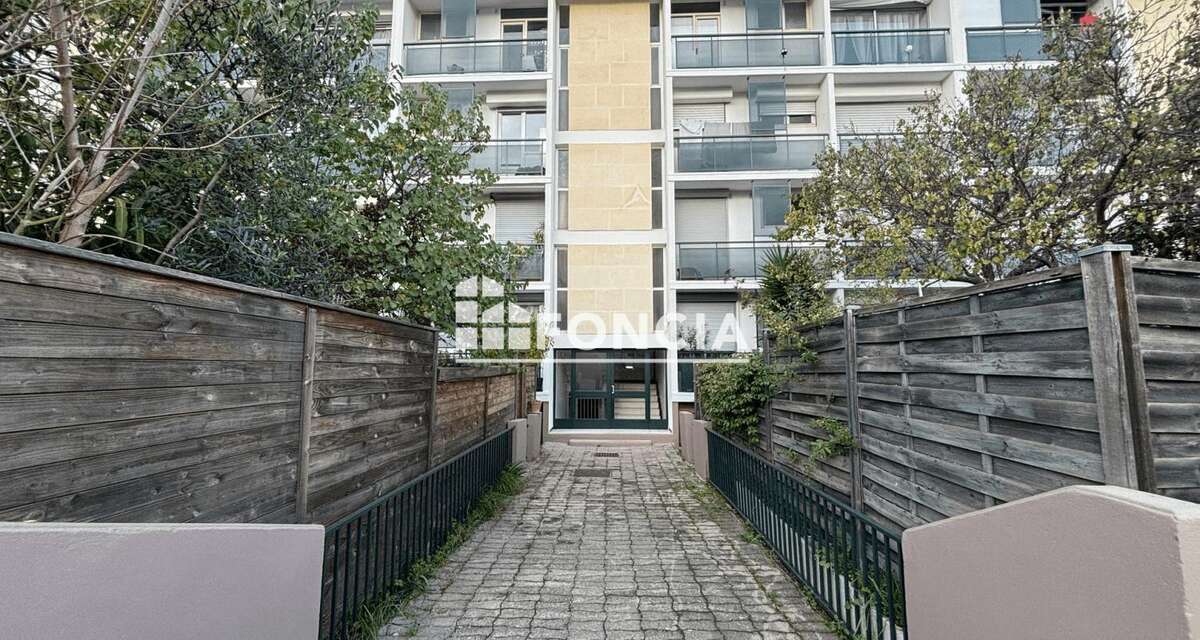 T2 spacieux avec parking et cave - photo 6