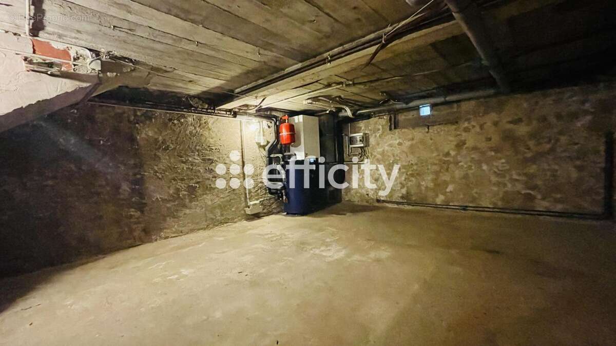 Maison à LA BREE-LES-BAINS