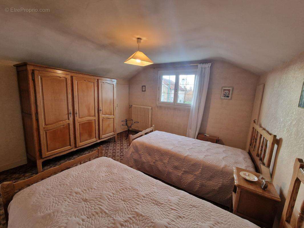 Maison à VAIRES-SUR-MARNE