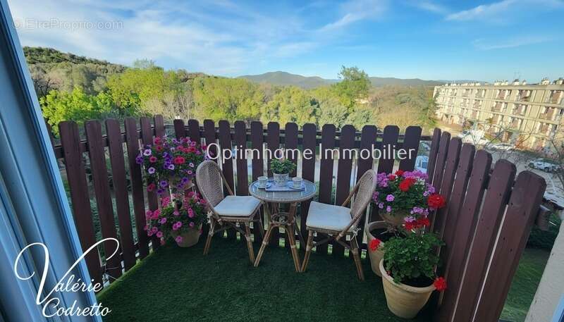Appartement à HYERES