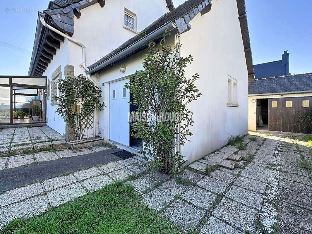 Maison à PLOEZAL