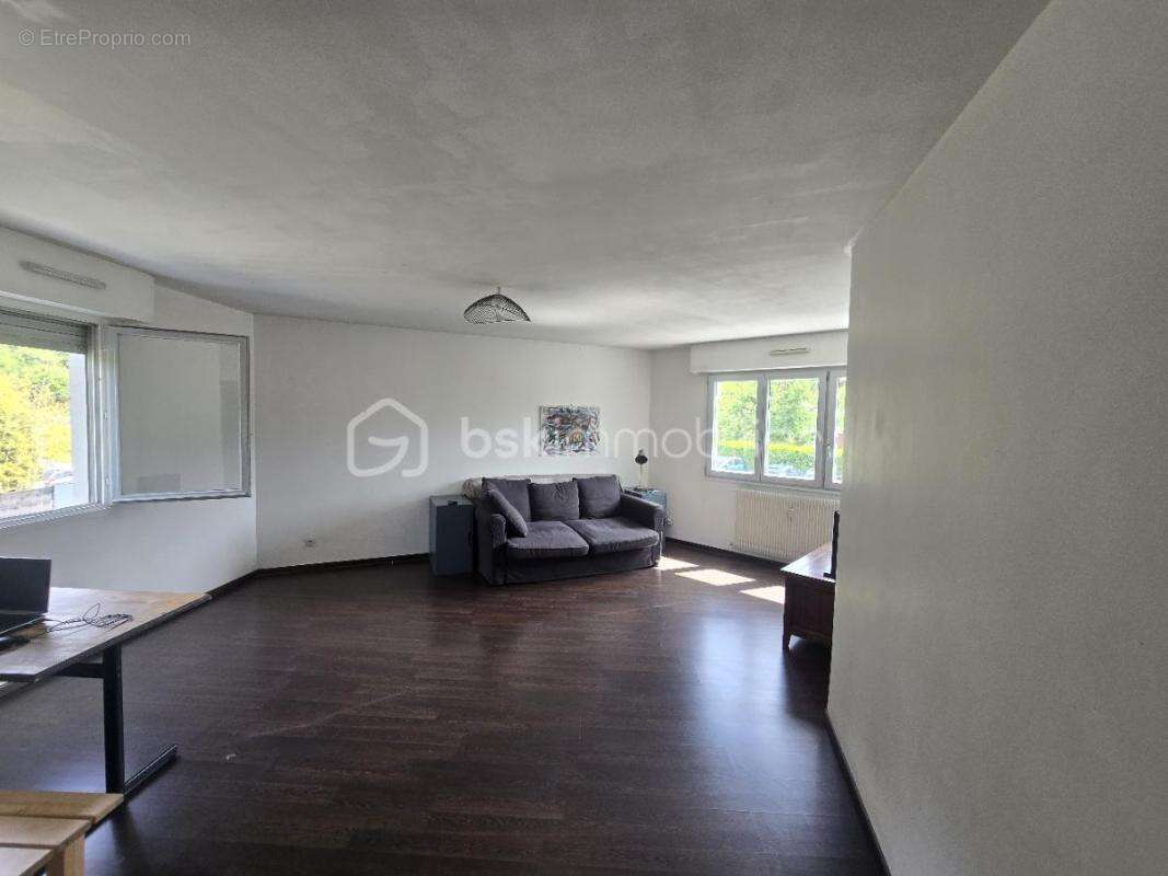 Appartement à JARRIE