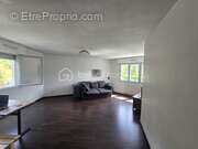 Appartement à JARRIE