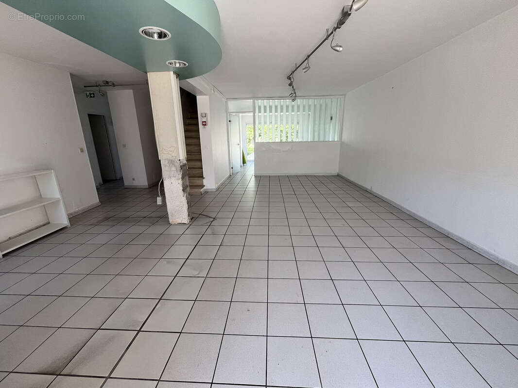 VILLA 2 Faces 185m2 Habitables sur 348m2 de terrain - photo 2