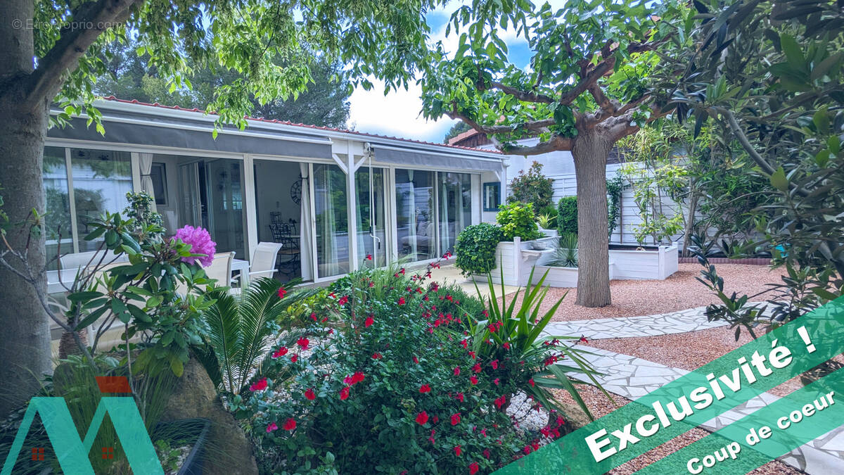 Maison à LE CASTELLET