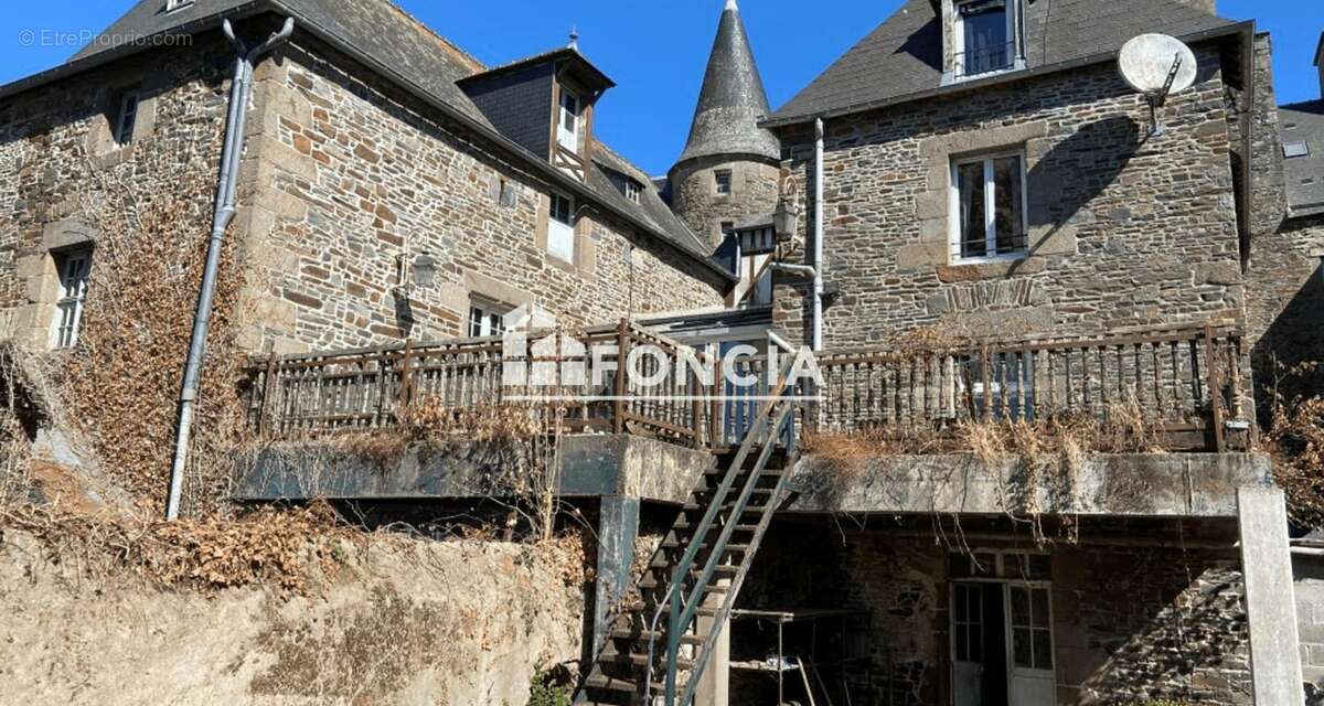 Maison à DOL-DE-BRETAGNE