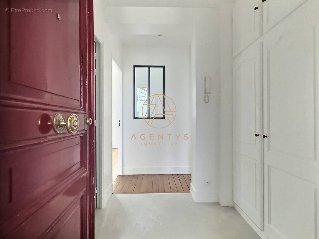Appartement à SAINT-MAUR-DES-FOSSES
