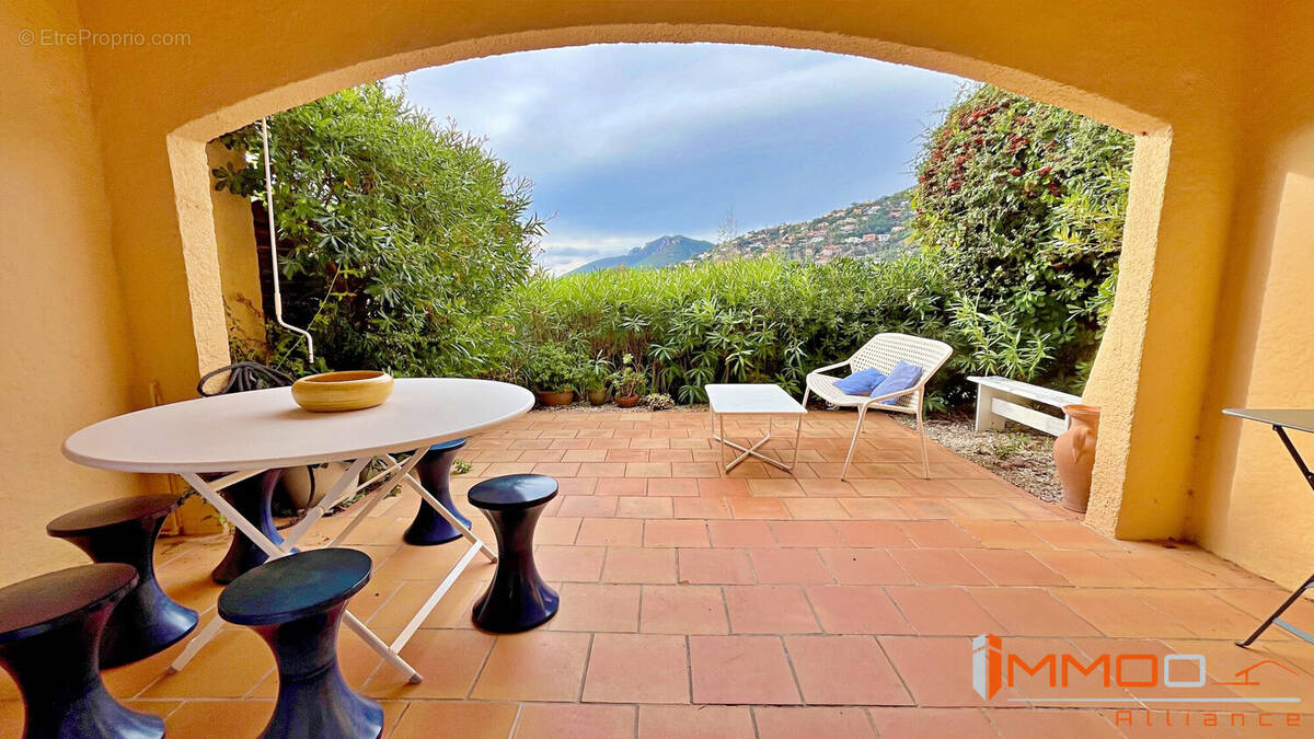 Appartement à THEOULE-SUR-MER