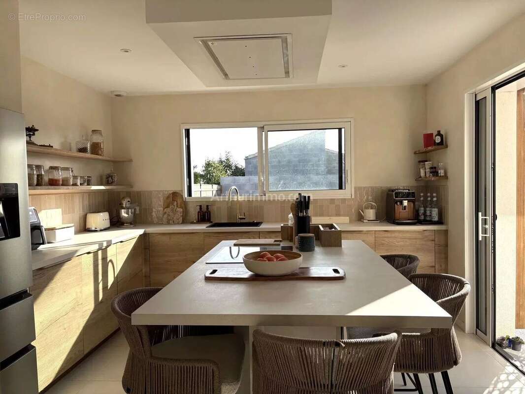 Maison à TALMONT-SAINT-HILAIRE