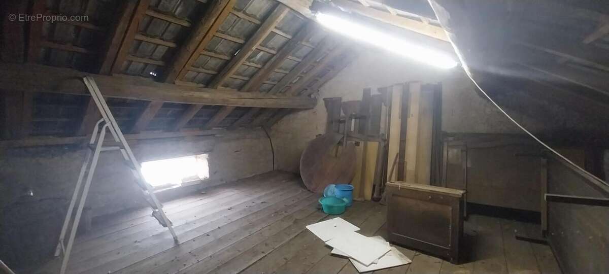 Maison à HAUTEVELLE