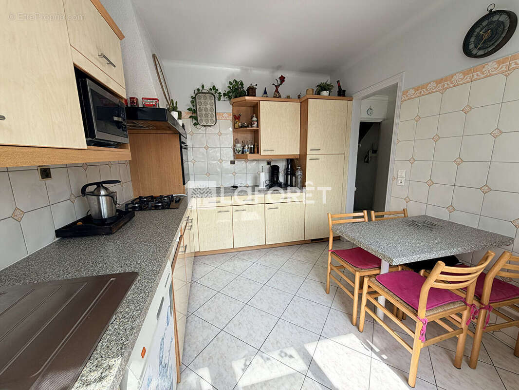 Maison individuelle avec sous-sol total et dépendance à Vigneux-sur-Seine - photo 4
